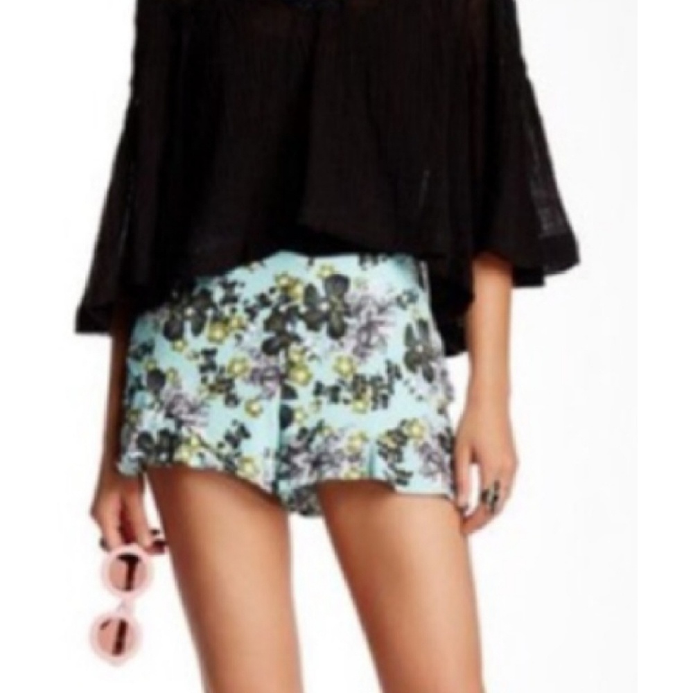 Free People Floral Boho Hippie Shorts 2 - Picture 1 of 5